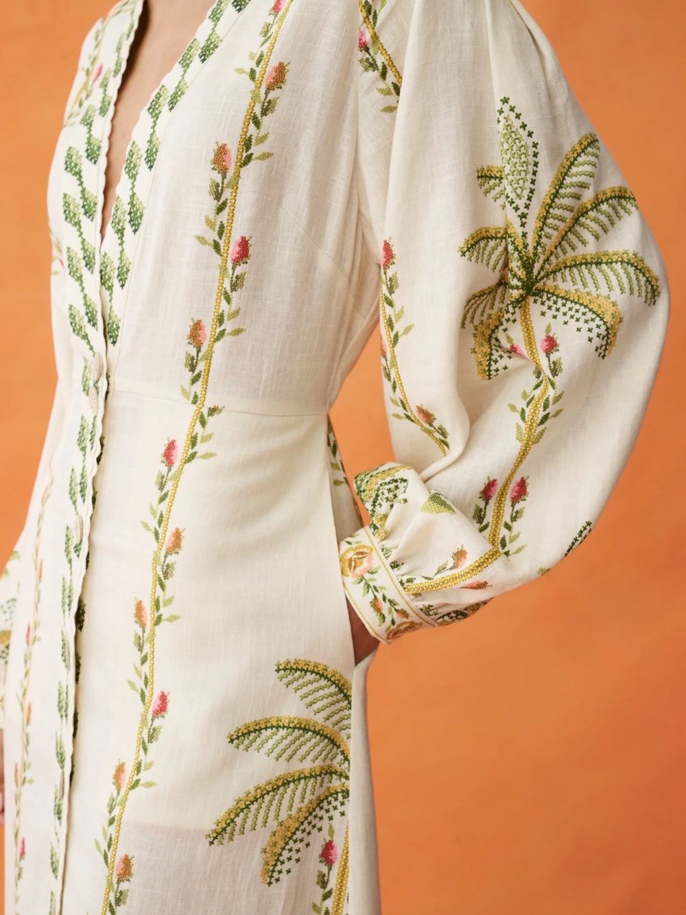 Few Moda ANAYA Raquel Dress Women's White Embroidered Maxi Dress size 8 - Picture 5 of 15